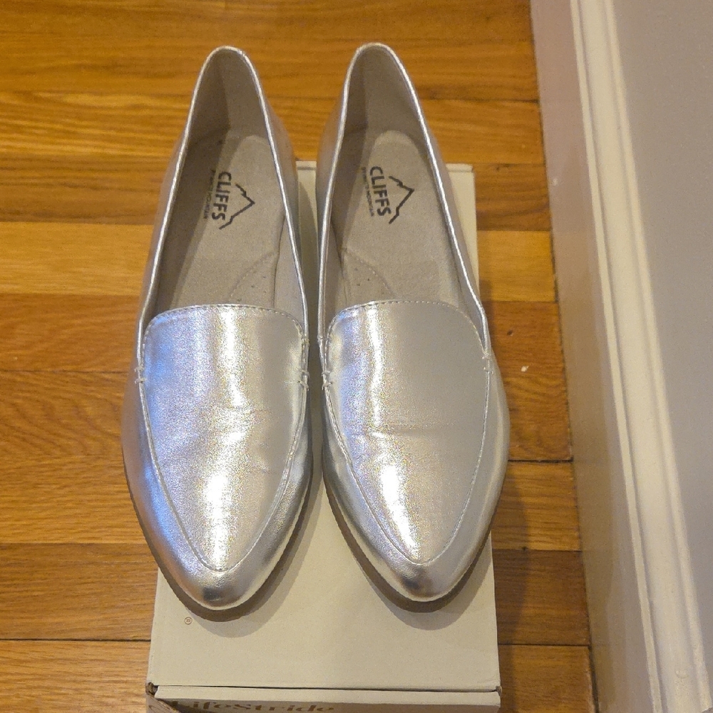 Women's Silver Loafers-like new!